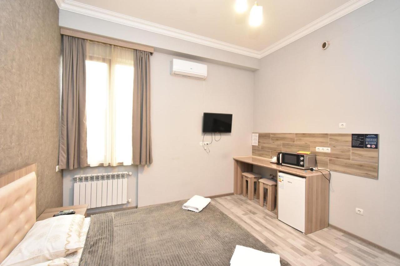Modern Apartments And Tours Yerevan Ngoại thất bức ảnh