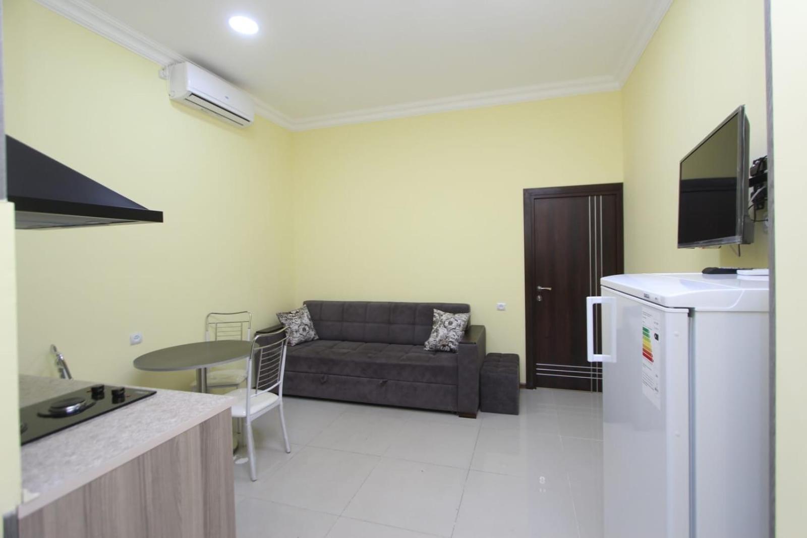 Modern Apartments And Tours Yerevan Ngoại thất bức ảnh