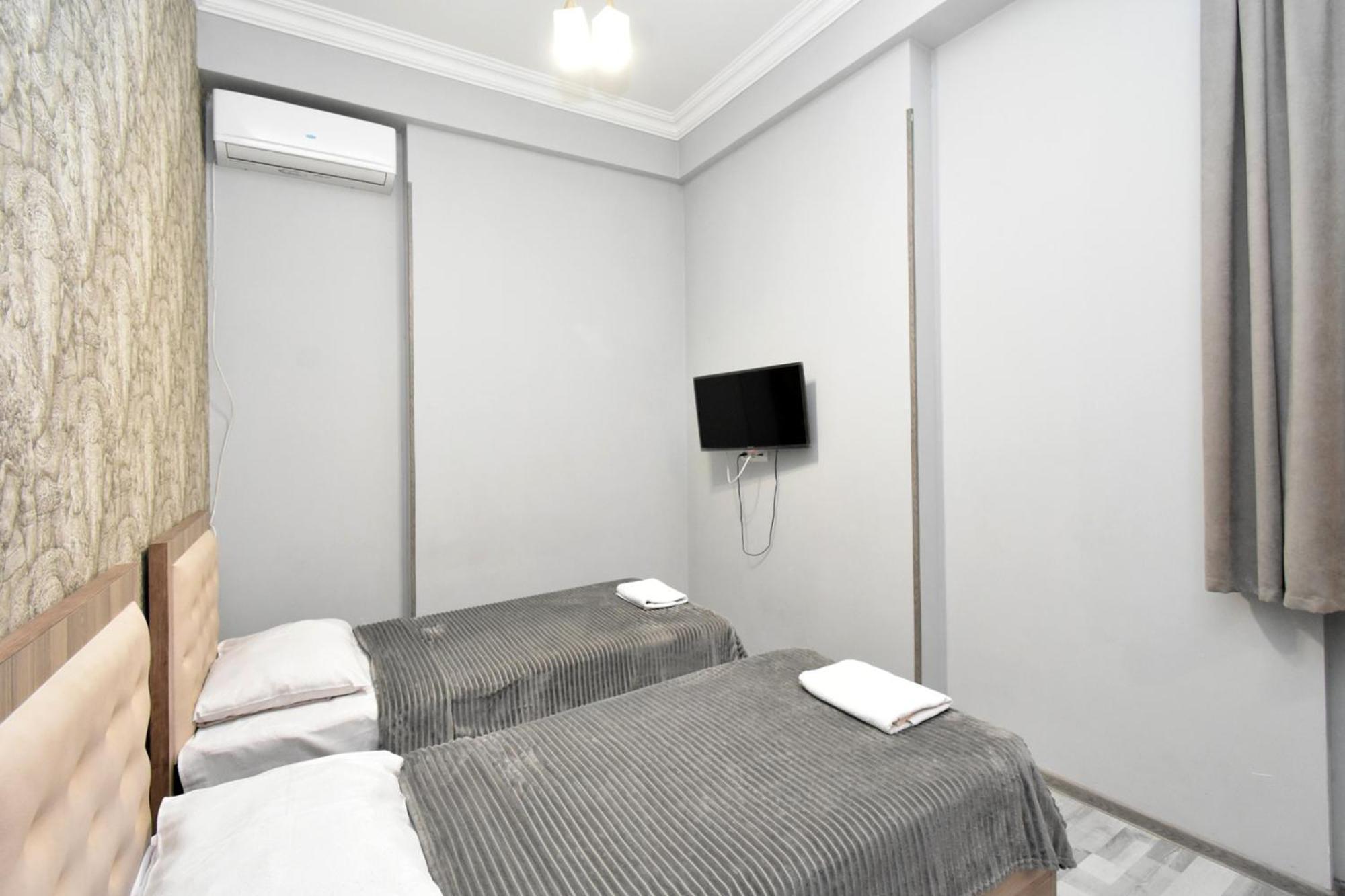 Modern Apartments And Tours Yerevan Ngoại thất bức ảnh