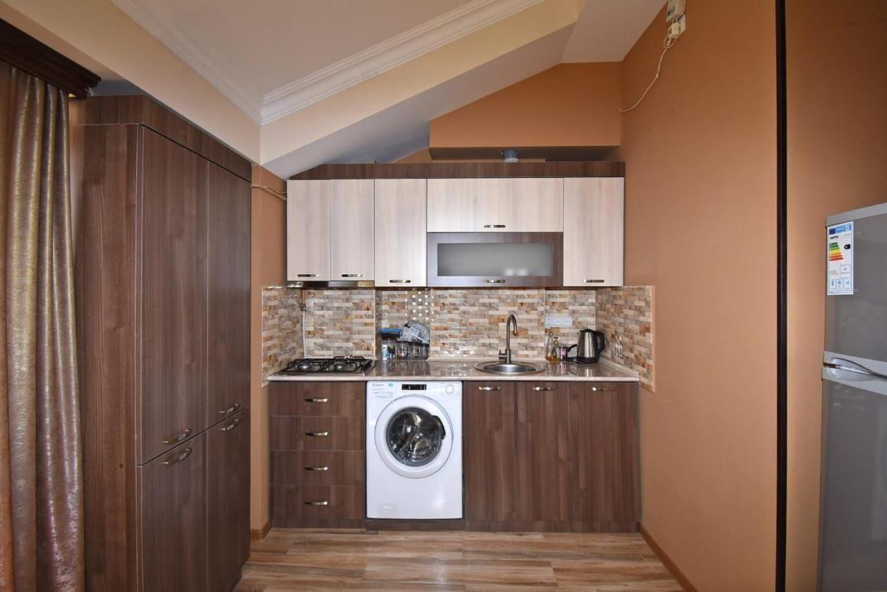 Modern Apartments And Tours Yerevan Ngoại thất bức ảnh