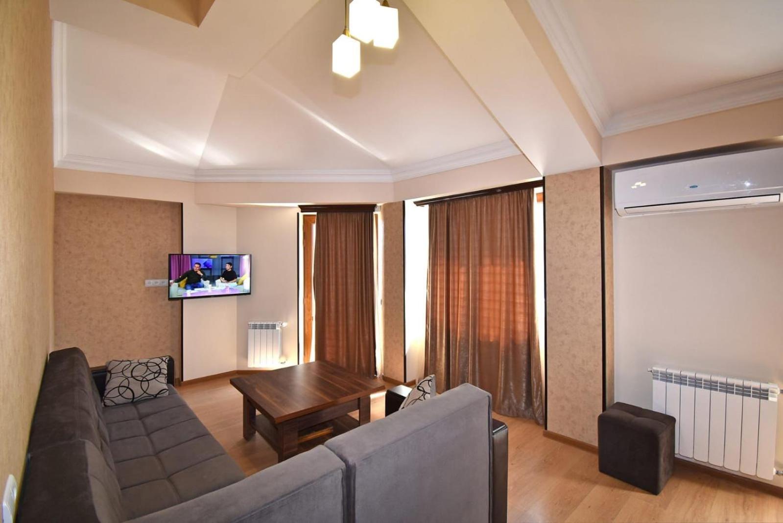 Modern Apartments And Tours Yerevan Ngoại thất bức ảnh