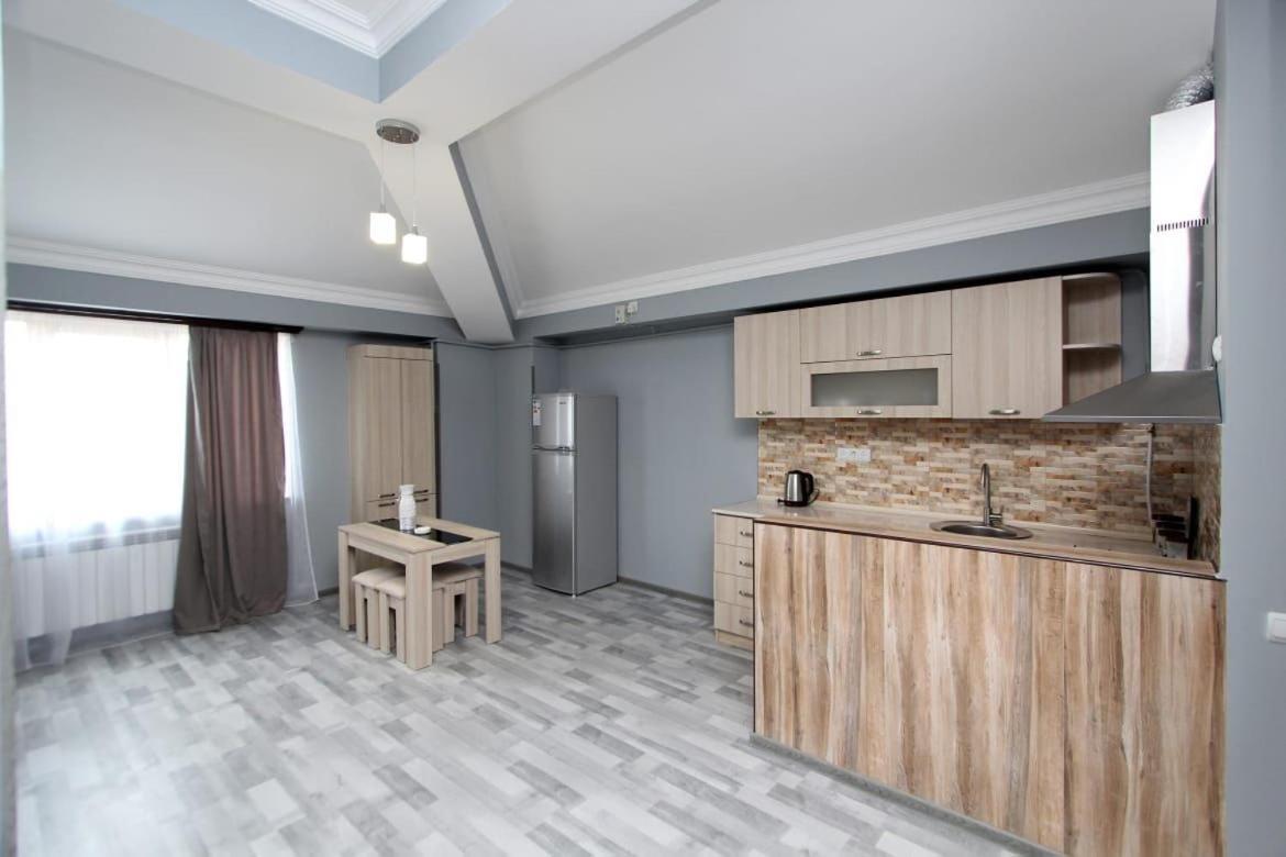 Modern Apartments And Tours Yerevan Ngoại thất bức ảnh