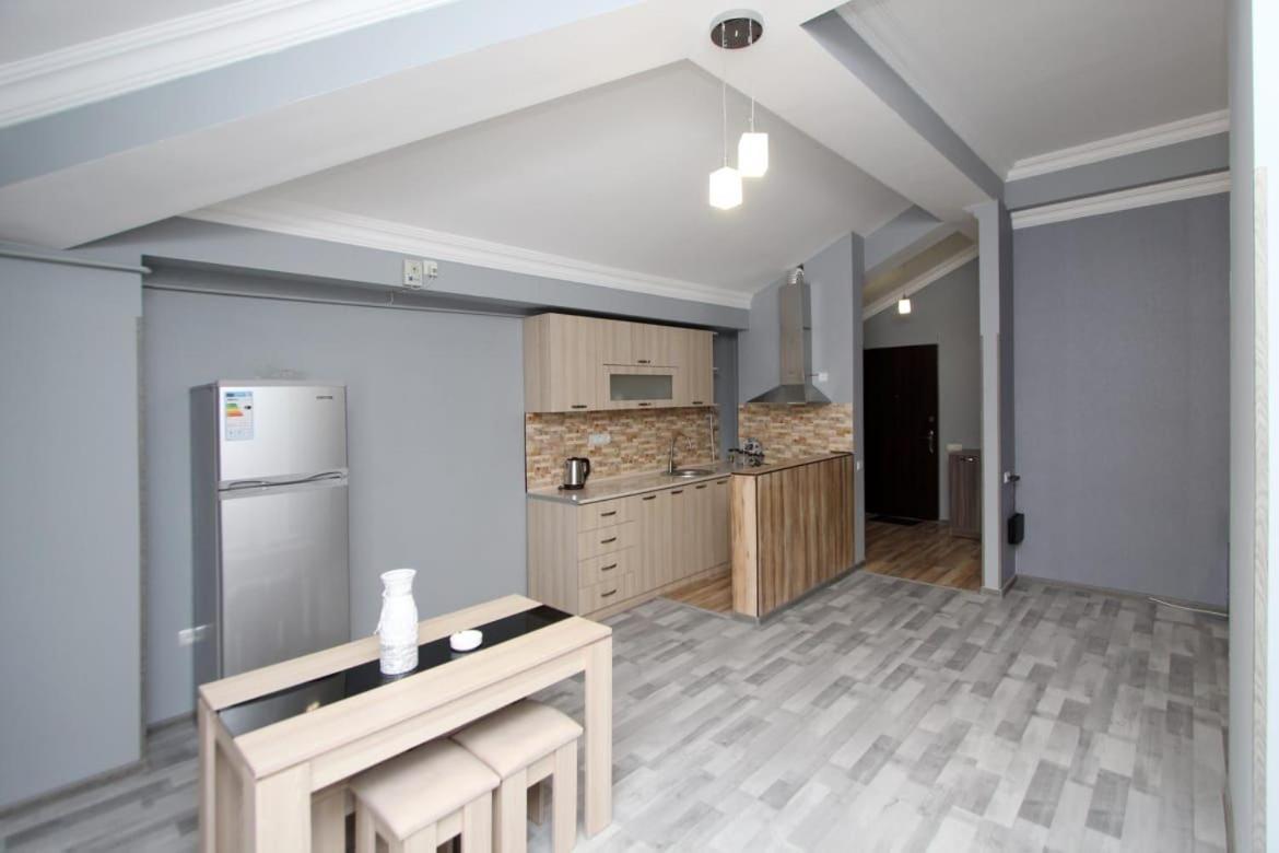 Modern Apartments And Tours Yerevan Ngoại thất bức ảnh