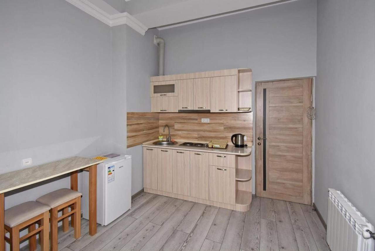 Modern Apartments And Tours Yerevan Ngoại thất bức ảnh