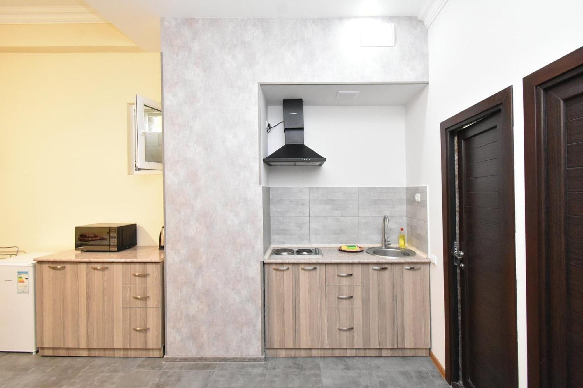 Modern Apartments And Tours Yerevan Ngoại thất bức ảnh