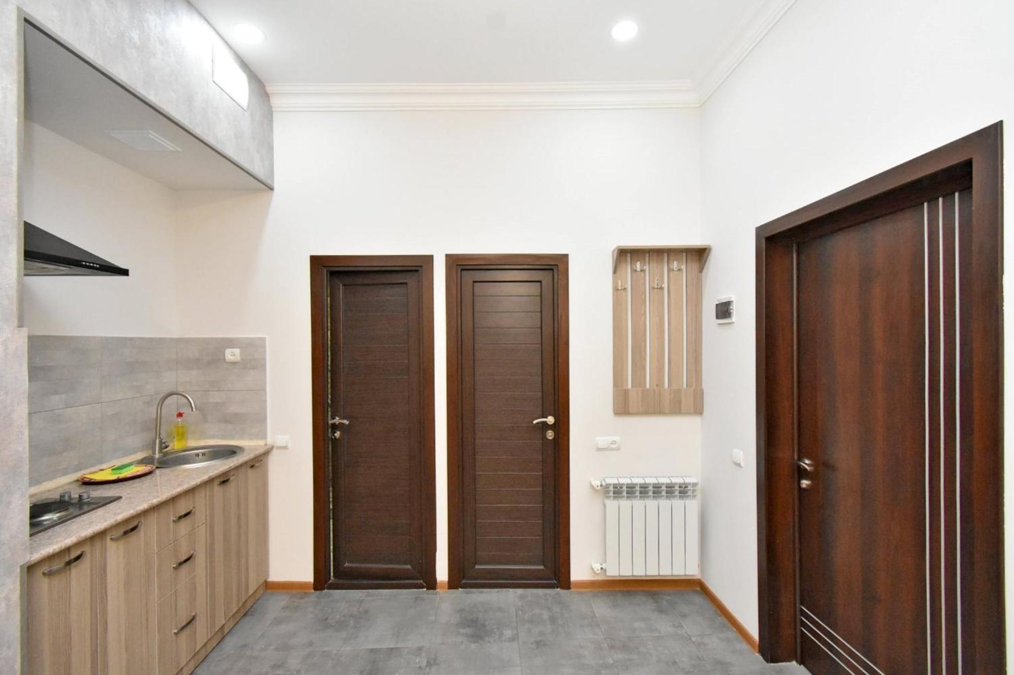 Modern Apartments And Tours Yerevan Ngoại thất bức ảnh
