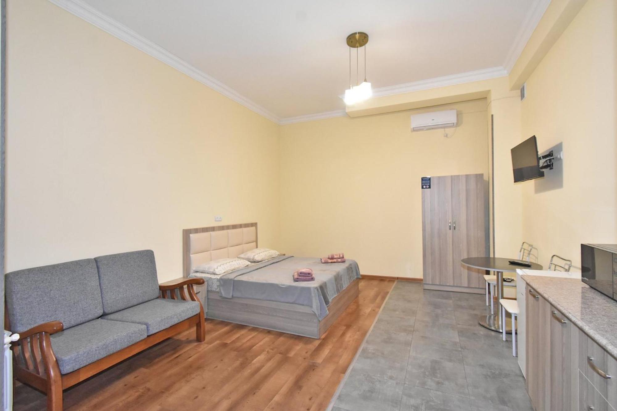 Modern Apartments And Tours Yerevan Ngoại thất bức ảnh